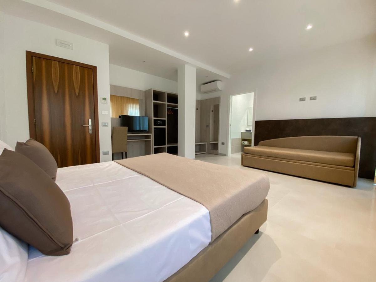 Edison Hotel Seaview & Spa Sottomarina Ngoại thất bức ảnh