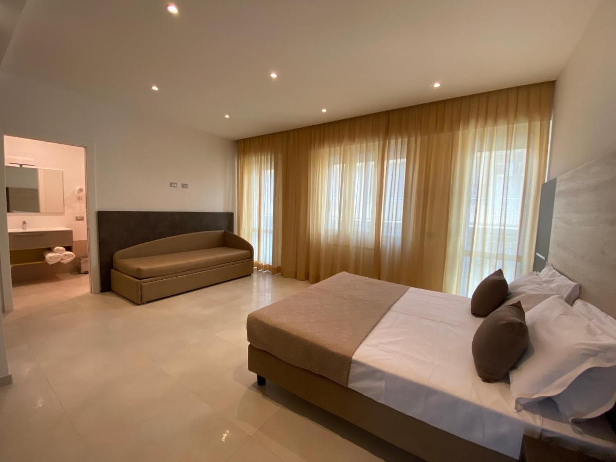 Edison Hotel Seaview & Spa Sottomarina Ngoại thất bức ảnh