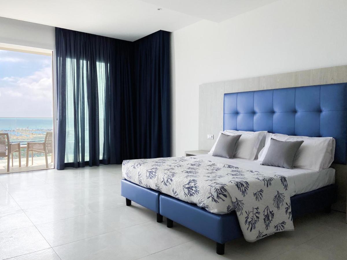 Edison Hotel Seaview & Spa Sottomarina Ngoại thất bức ảnh