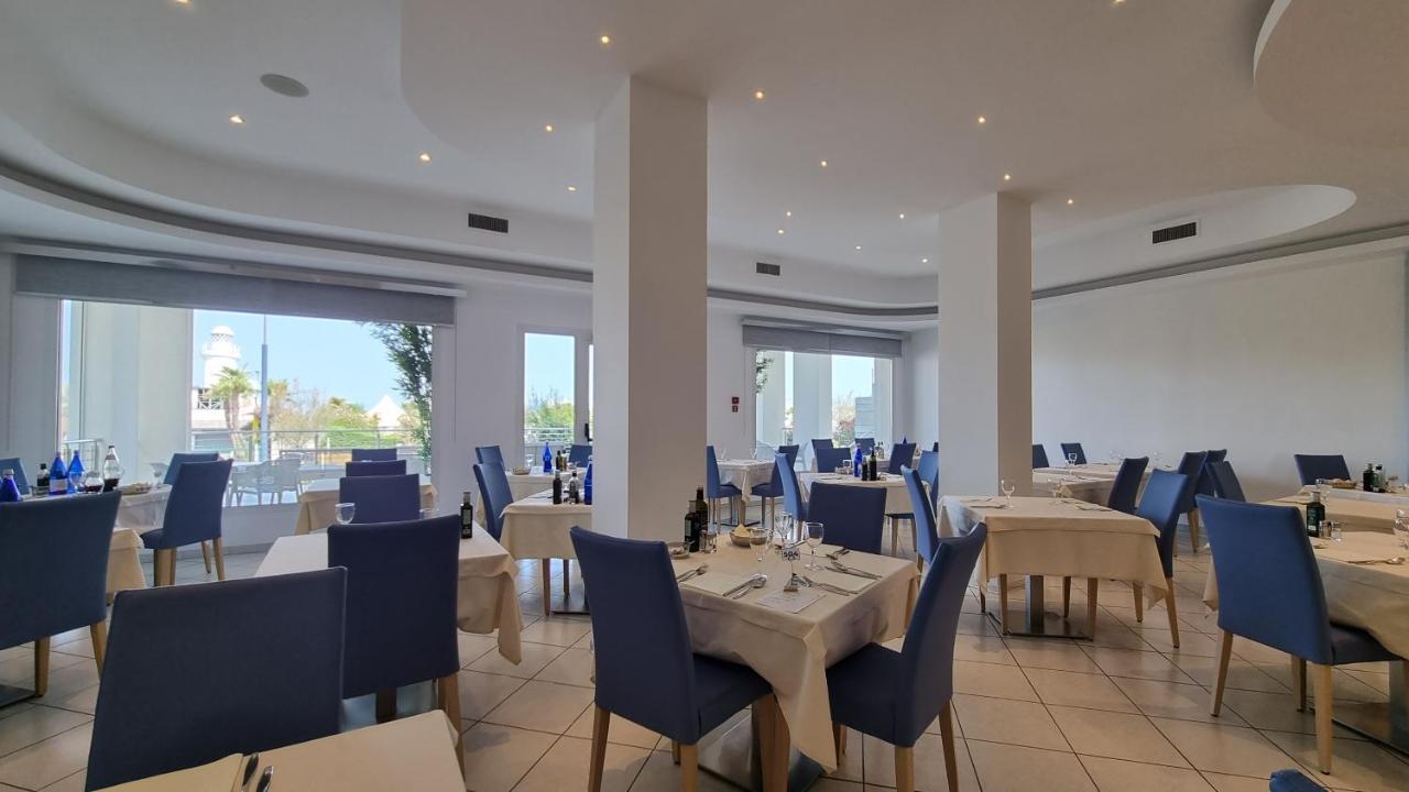 Edison Hotel Seaview & Spa Sottomarina Ngoại thất bức ảnh